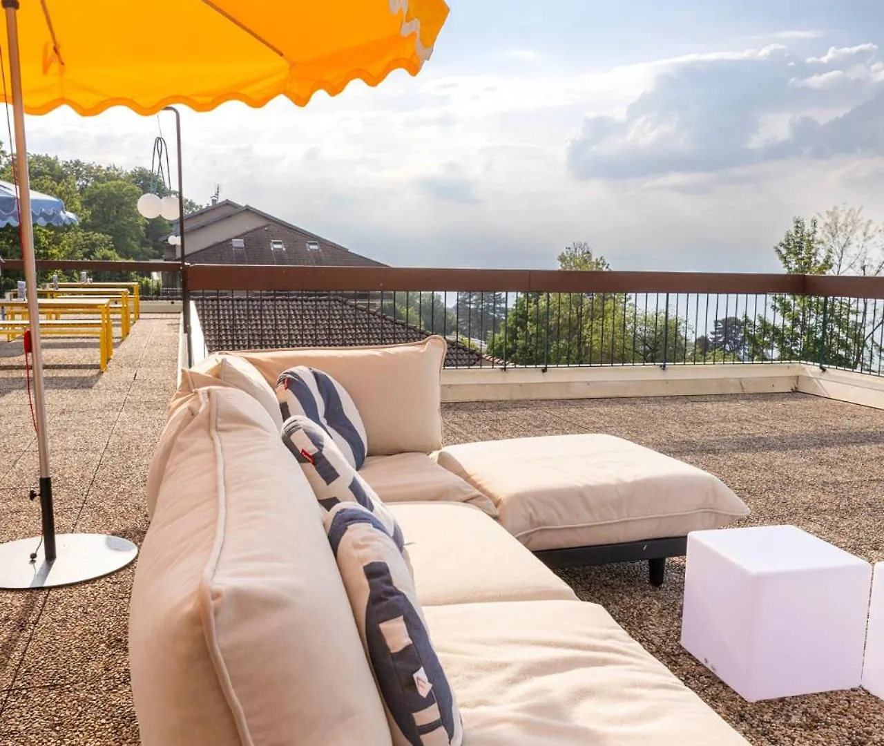 Szálloda Cote Lac Hostel Evian Franciaország